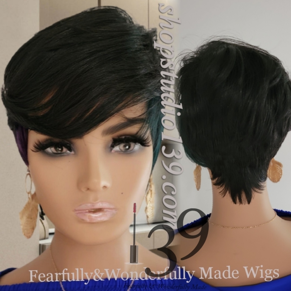Muilt colored undercut pixie wig - Picture 2 of 3